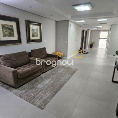 Apartamento com 70m², 2 quartos (sendo 1 suíte), 1 garagem, no bairro Campinas em São José