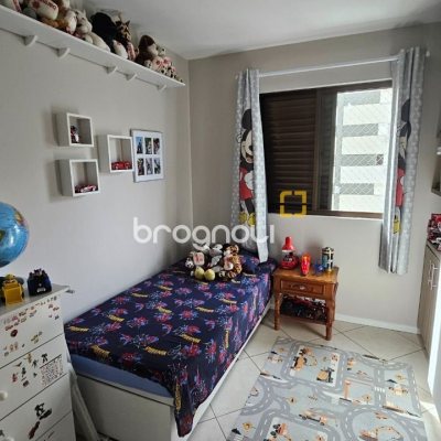 Apartamento com 70m², 2 quartos (sendo 1 suíte), 1 garagem, no bairro Campinas em São José