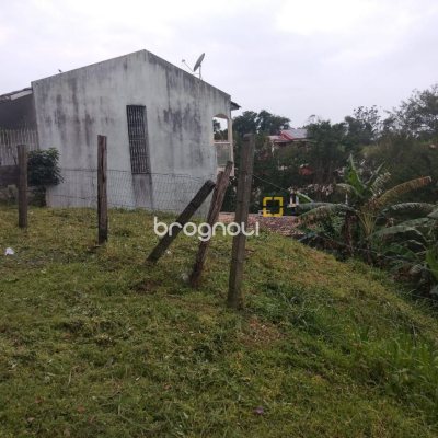 Terreno com 360m², no bairro Bela Vista em São José