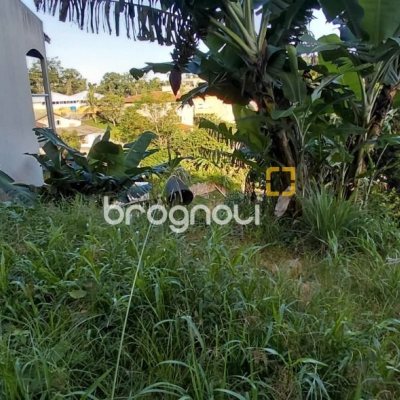 Terreno com 360m², no bairro Bela Vista em São José