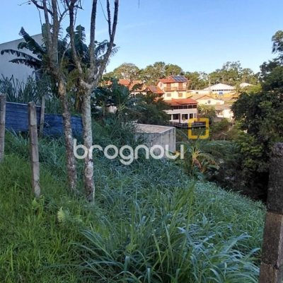 Terreno com 360m², no bairro Bela Vista em São José