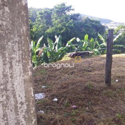 Terreno com 360m², no bairro Bela Vista em São José