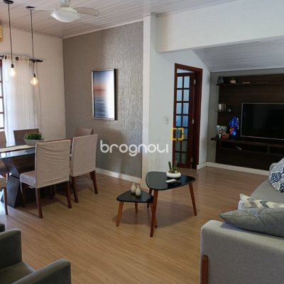 Casa com 90m², 3 quartos (sendo 1 suíte), 2 garagens, no bairro Universitário em Biguaçu