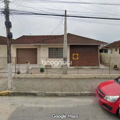 Casa com 90m², 3 quartos (sendo 1 suíte), 2 garagens, no bairro Universitário em Biguaçu