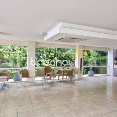 Apartamento com 108m², 2 quartos (sendo 2 suítes), 1 garagem, no bairro Santinho em Florianópolis