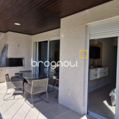 Apartamento com 165m², 3 quartos (sendo 3 suítes), 2 garagens, no bairro Santinho em Florianópolis