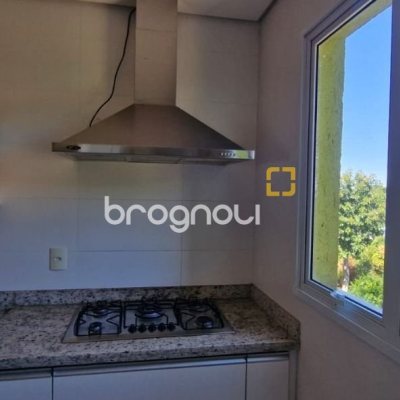 Apartamento com 165m², 3 quartos (sendo 3 suítes), 2 garagens, no bairro Santinho em Florianópolis