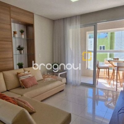 Apartamento com 165m², 3 quartos (sendo 3 suítes), 2 garagens, no bairro Santinho em Florianópolis