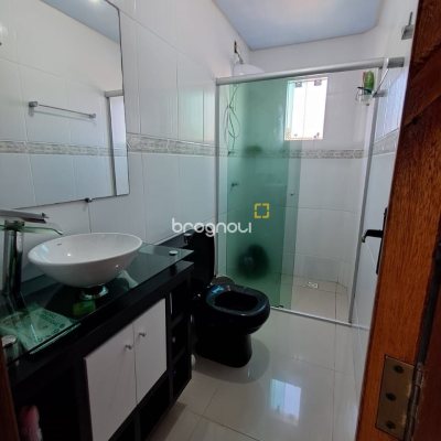 Apartamento com 50m², 2 quartos (sendo 1 suíte), 1 garagem, no bairro Ingleses em Florianópolis
