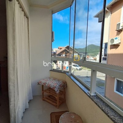 Apartamento com 50m², 2 quartos (sendo 1 suíte), 1 garagem, no bairro Ingleses em Florianópolis