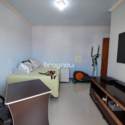 Apartamento com 50m², 2 quartos (sendo 1 suíte), 1 garagem, no bairro Ingleses em Florianópolis