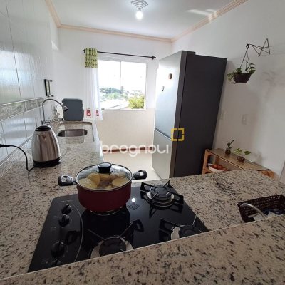 Apartamento com 50m², 2 quartos (sendo 1 suíte), 1 garagem, no bairro Ingleses em Florianópolis