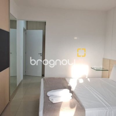 Apartamento com 83m², 2 quartos (sendo 2 suítes), 1 garagem, no bairro Jurerê Internacional em Florianópolis