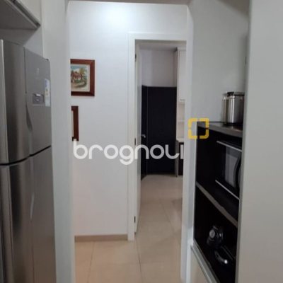 Apartamento com 83m², 2 quartos (sendo 2 suítes), 1 garagem, no bairro Jurerê Internacional em Florianópolis