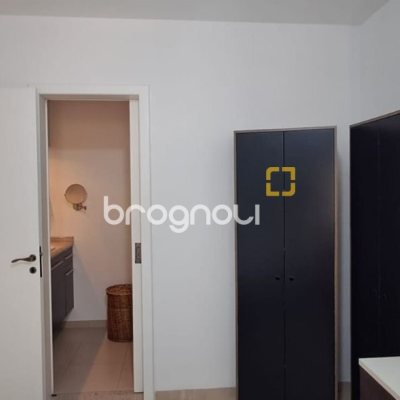 Apartamento com 83m², 2 quartos (sendo 2 suítes), 1 garagem, no bairro Jurerê Internacional em Florianópolis