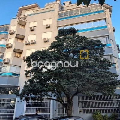 Apartamento com 83m², 2 quartos (sendo 2 suítes), 1 garagem, no bairro Jurerê Internacional em Florianópolis