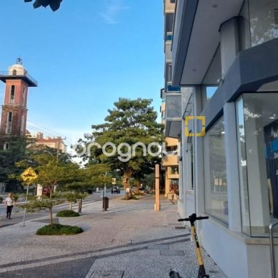 Apartamento com 83m², 2 quartos (sendo 2 suítes), 1 garagem, no bairro Jurerê Internacional em Florianópolis
