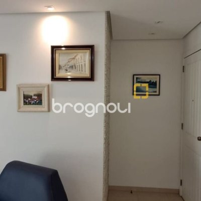 Apartamento com 83m², 2 quartos (sendo 2 suítes), 1 garagem, no bairro Jurerê Internacional em Florianópolis