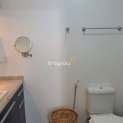 Apartamento com 83m², 2 quartos (sendo 2 suítes), 1 garagem, no bairro Jurerê Internacional em Florianópolis