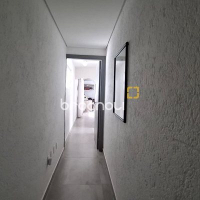 Casa com 412m², 6 quartos (sendo 6 suítes), 4 garagens, no bairro Ponta das Canas em Florianópolis