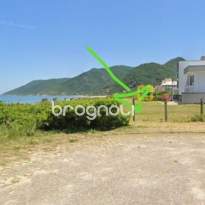 Terreno com 1440m², no bairro Açores em Florianópolis