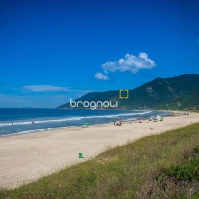 Terreno com 1440m², no bairro Açores em Florianópolis
