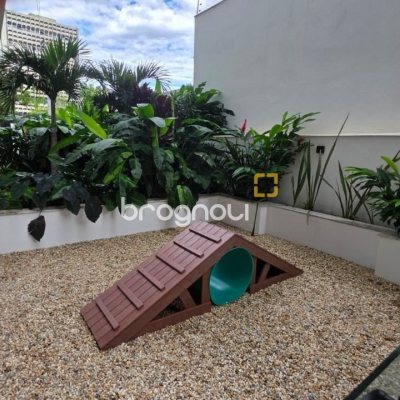 Apartamento com 73m², 2 quartos (sendo 1 suíte), 1 garagem, no bairro Centro em Florianópolis