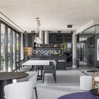 Apartamento com 73m², 2 quartos (sendo 1 suíte), 1 garagem, no bairro Centro em Florianópolis