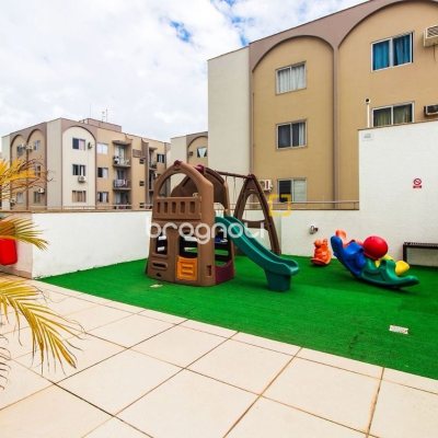 Apartamento com 85m², 3 quartos (sendo 1 suíte), 2 garagens, no bairro Estreito em Florianópolis