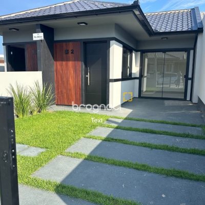 Casa de Condomínio com 47m², 2 quartos, 2 garagens, no bairro Forquilhas em São José