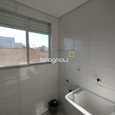 Apartamento com 58m², 2 quartos, 1 garagem, no bairro Serraria em São José