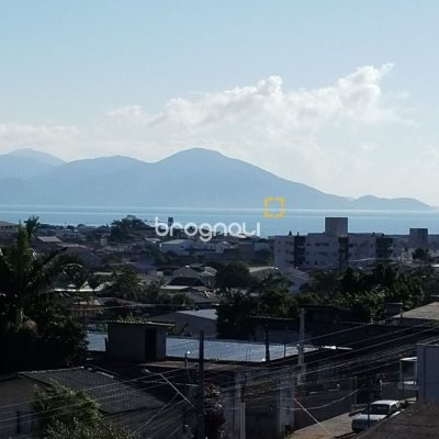 Apartamento com 58m², 2 quartos, 1 garagem, no bairro Serraria em São José
