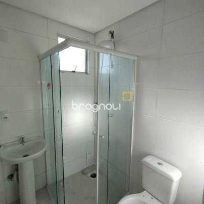 Apartamento com 58m², 2 quartos, 1 garagem, no bairro Serraria em São José