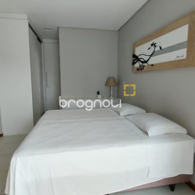 Cobertura com 157m², 2 quartos (sendo 1 suíte), 2 garagens, no bairro Campeche em Florianópolis