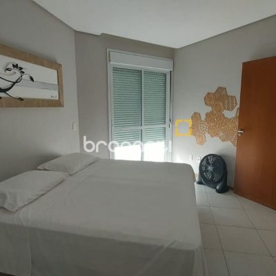 Cobertura com 157m², 2 quartos (sendo 1 suíte), 2 garagens, no bairro Campeche em Florianópolis