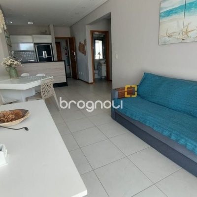 Cobertura com 157m², 2 quartos (sendo 1 suíte), 2 garagens, no bairro Campeche em Florianópolis