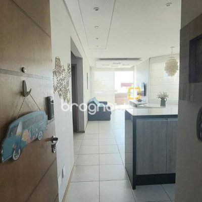 Cobertura com 157m², 2 quartos (sendo 1 suíte), 2 garagens, no bairro Campeche em Florianópolis