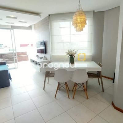 Cobertura com 157m², 2 quartos (sendo 1 suíte), 2 garagens, no bairro Campeche em Florianópolis