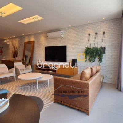 Apartamento com 147m², 3 quartos (sendo 3 suítes), 2 garagens, no bairro Jurerê Internacional em Florianópolis