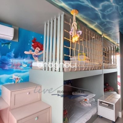 Apartamento com 147m², 3 quartos (sendo 3 suítes), 2 garagens, no bairro Jurerê Internacional em Florianópolis