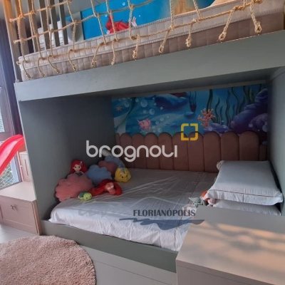 Apartamento com 147m², 3 quartos (sendo 3 suítes), 2 garagens, no bairro Jurerê Internacional em Florianópolis