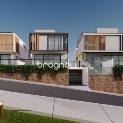 Casa com 178m², 3 quartos (sendo 1 suíte), 2 garagens, no bairro João Paulo em Florianópolis