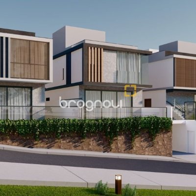 Casa com 178m², 3 quartos (sendo 1 suíte), 2 garagens, no bairro João Paulo em Florianópolis