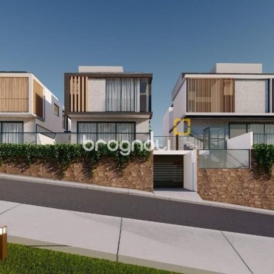 Casa com 166m², 3 quartos (sendo 1 suíte), 2 garagens, no bairro João Paulo em Florianópolis