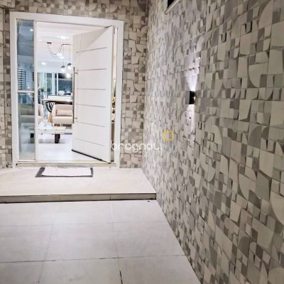 Casa com 115m², 3 quartos (sendo 2 suítes), 1 garagem, no bairro São João do Rio Vermelho em Florianópolis