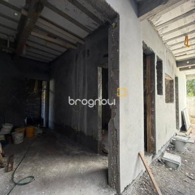 Casa de Condomínio com 470m², 4 quartos (sendo 4 suítes), 2 garagens, no bairro Pedra Branca em Palhoça