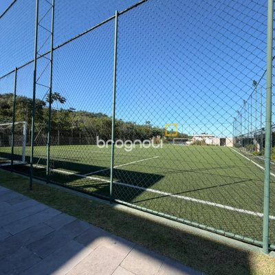Casa de Condomínio com 470m², 4 quartos (sendo 4 suítes), 2 garagens, no bairro Pedra Branca em Palhoça