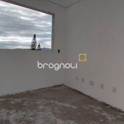Apartamento com 65m², 2 quartos (sendo 1 suíte), 1 garagem, no bairro Ingleses em Florianópolis