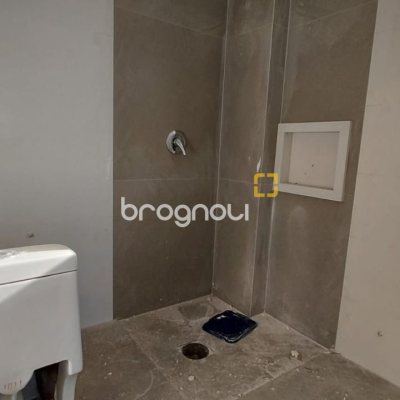 Apartamento com 65m², 2 quartos (sendo 1 suíte), 1 garagem, no bairro Ingleses em Florianópolis