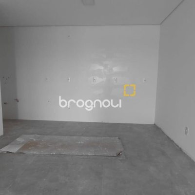 Apartamento com 65m², 2 quartos (sendo 1 suíte), 1 garagem, no bairro Ingleses em Florianópolis